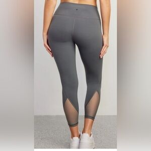 NWT STORI Alibi Crop Leggings Slate Gray Size 6